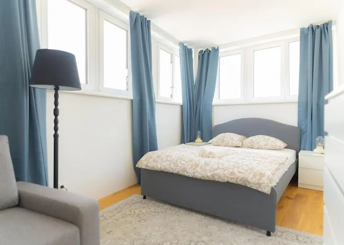 Apartment Superior Penthouse Two-floor With Private Terrace Near Prater And Center